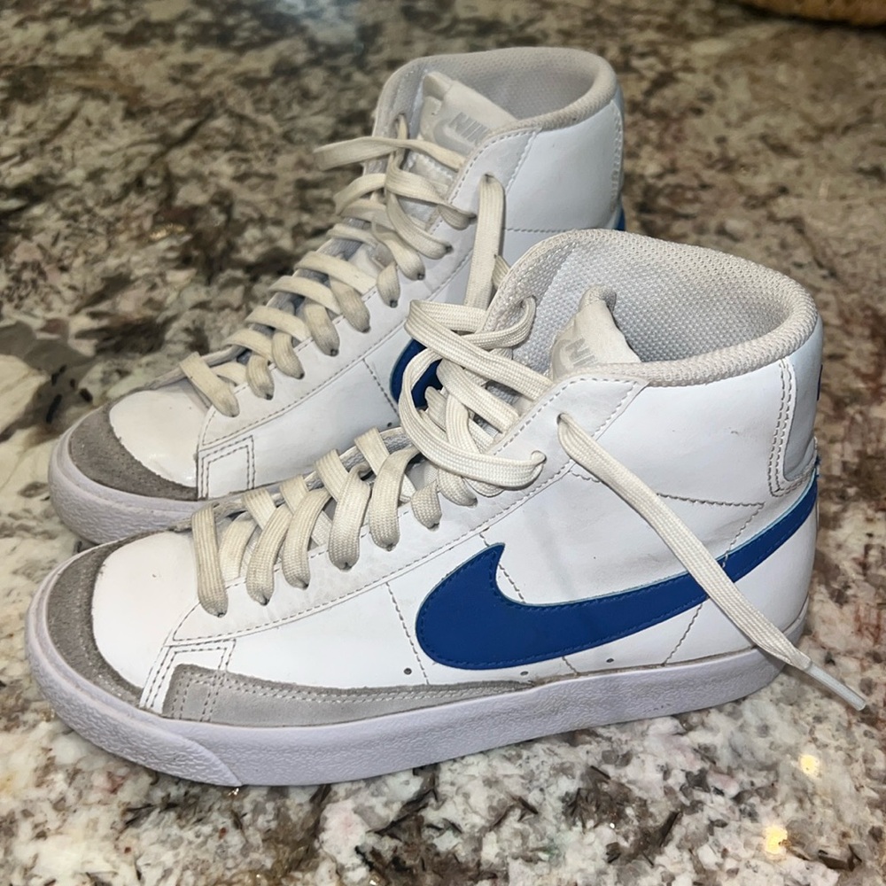 Girls Nike Blazers with Blue swoosh
